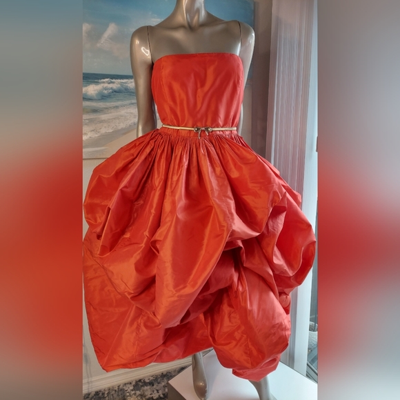 $8,690 OSCAR DE LA RENTA RED SILK DRAPED RUNWAY GOWN US XL - Picture 4 of 16